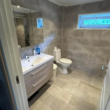 Svarstad * Svarstad (Vestfold)